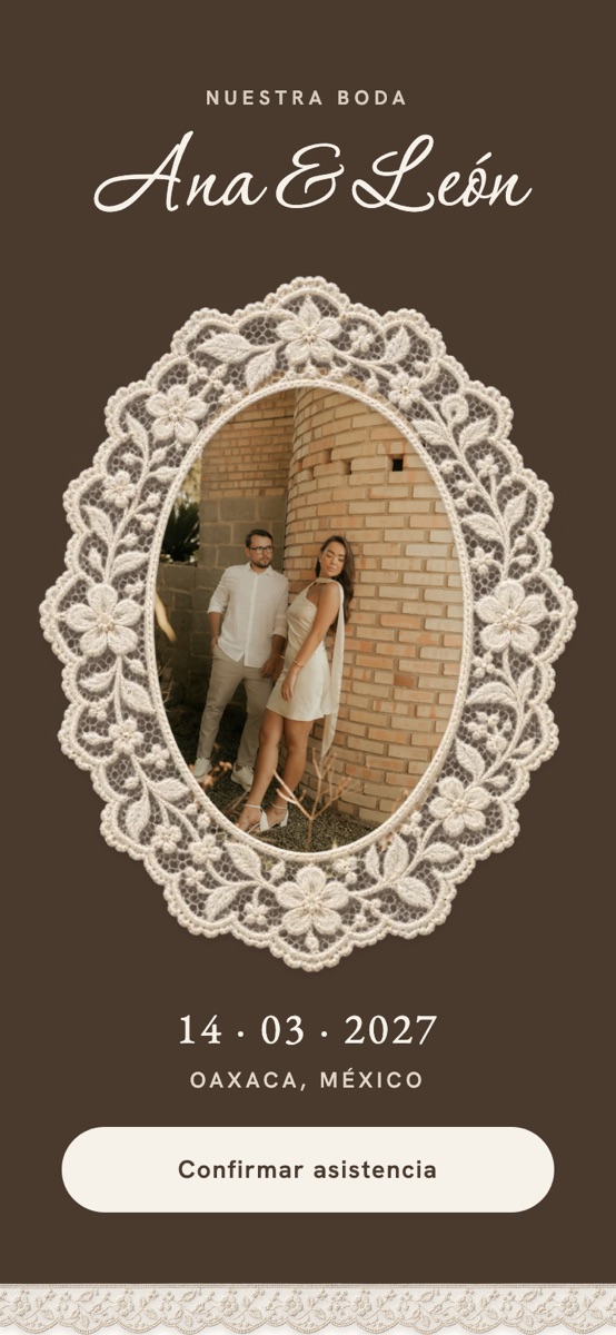 Diseño encaje: portada cacao con la foto de la pareja en un óvalo de encaje