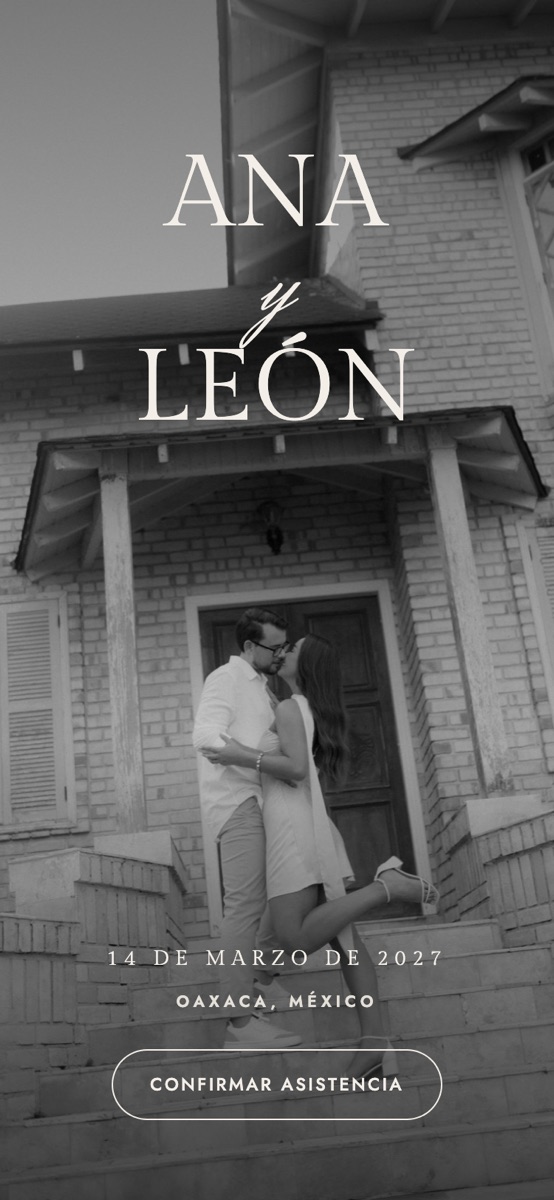 Diseño ónix: portada con la foto de la pareja en blanco y negro y los nombres en mayúsculas